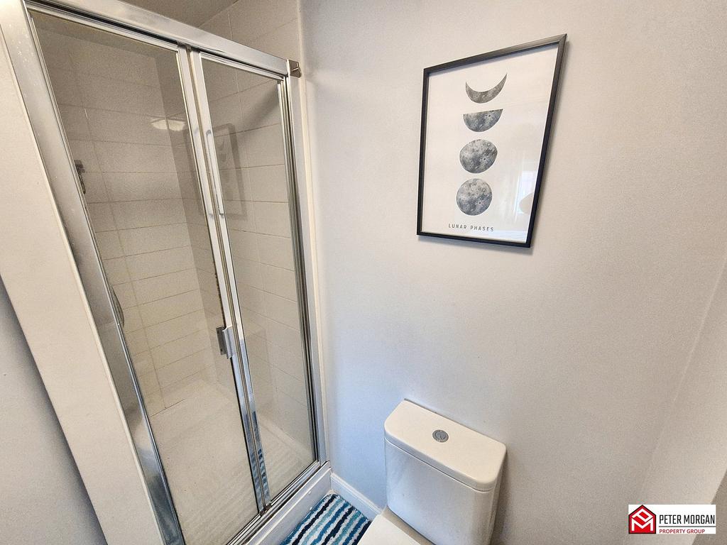 En suite shower room