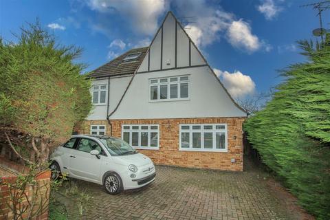 5 bedroom detached house for sale, The Chase, Ingrave, Brentwood