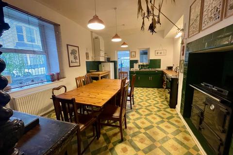 undefined, 17 Marine Road, Barmouth, LL42 1NR