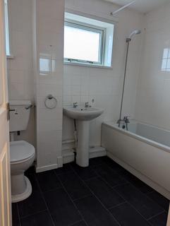 3 bedroom end of terrace house to rent, Sedgemoor Road, Middlesbrough TS6