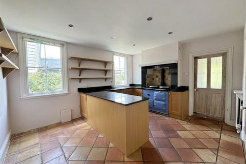 5 bedroom terraced house for sale, Oaks Road, Tenterden, Kent, TN30 6RD