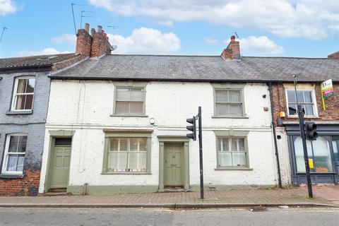 4 bedroom terraced house for sale, Low Skellgate, Ripon