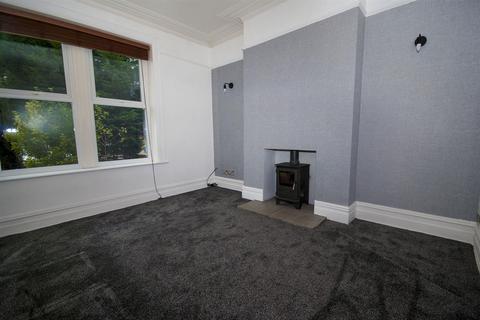 2 bedroom end of terrace house to rent, Market Street, Tottington, Bury