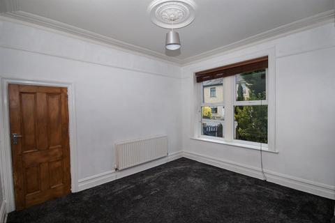 2 bedroom end of terrace house to rent, Market Street, Tottington, Bury