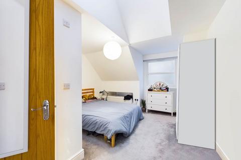 2 bedroom apartment for sale, Rectory Avenue, High Wycombe HP13