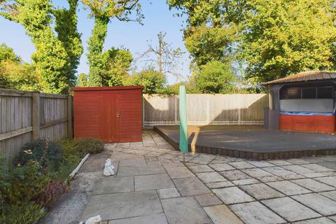 11 Godolphin Park, Callington, PL17 7TD