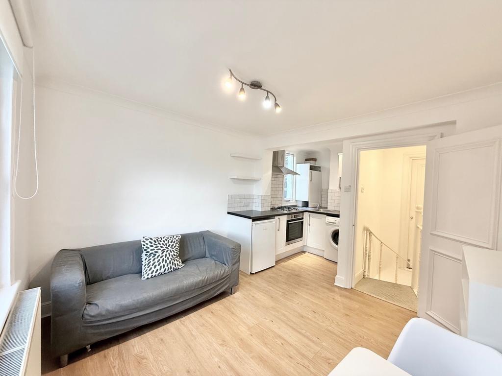 1 Bedroom Flat for Rent