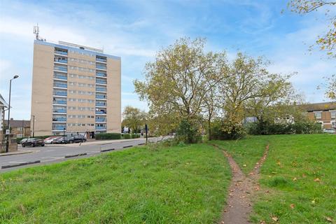 2 bedroom apartment for sale, Capel Road, Forest Gate