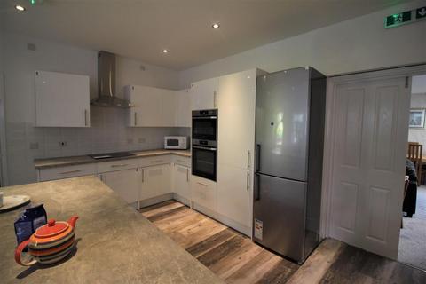 1 bedroom in a house share to rent, Tollgate Road, Salisbury