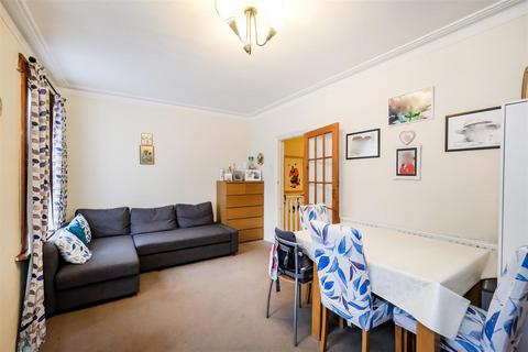 2 bedroom maisonette for sale, Forest Road, Walthamstow