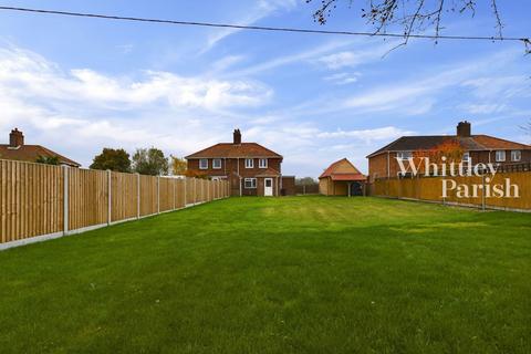 3 bedroom semi-detached house for sale, Highfields, Tharston