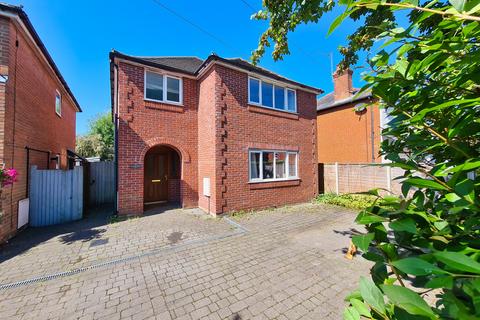 3 bedroom detached house for sale, Salisbury Road, Totton, Southampton SO40