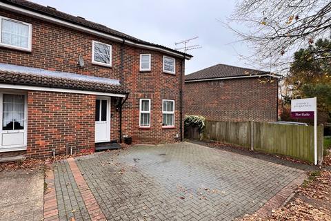 3 bedroom end of terrace house for sale, Holwell Road, Welwyn Garden City, AL7