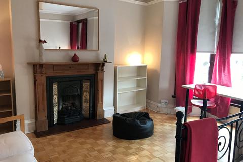 5 bedroom house to rent, Pantygwydr Road, Uplands, Swansea