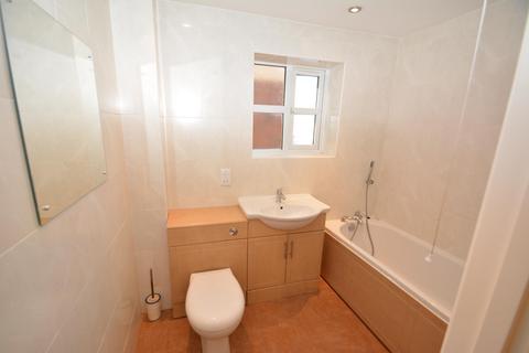 2 bedroom flat to rent, Cedar Court, Hereford, HR1