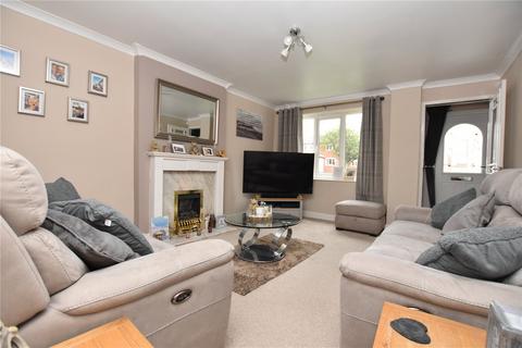 3 bedroom semi-detached house for sale, Bishop Way, Tingley, Wakefield, West Yorkshire