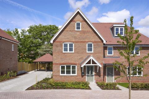 4 bedroom house for sale, 8 Oakley Green, Lavant