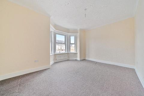 40 Hurst Grove, Bedford, MK40 4DP