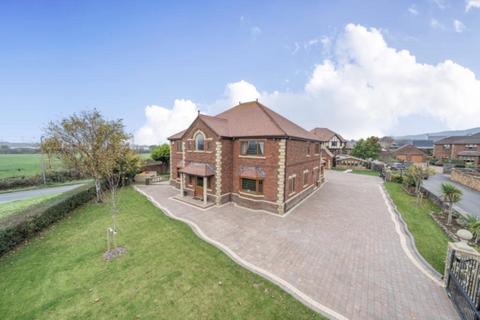 4 bedroom detached house to rent, 27 St Davids Park Margam Port Talbot