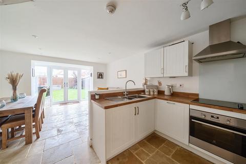 5 Bede Walk, Great Denham, Bedford, MK40 4TW