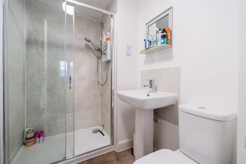 5 Bede Walk, Great Denham, Bedford, MK40 4TW
