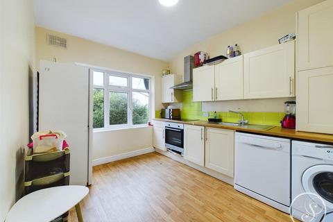 4 bedroom duplex for sale, Street Lane, Leeds