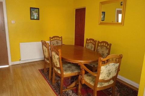 1 bedroom terraced house to rent, Salford, M6