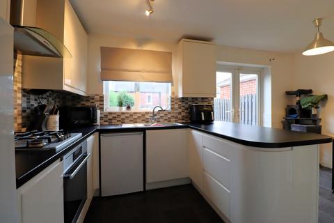 3 bedroom semi-detached house for sale, Royston Barnsley S71