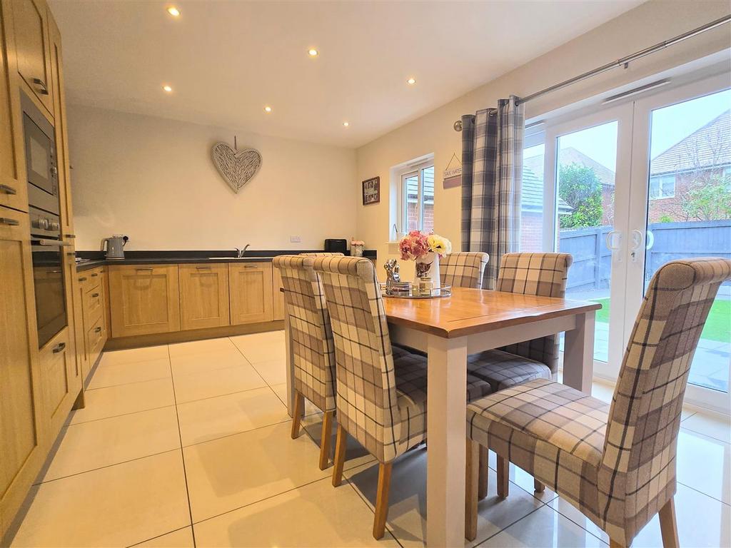 Open plan dining kitchen