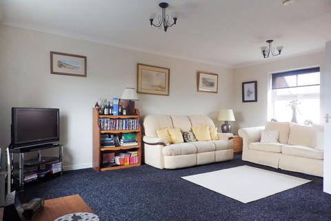 2 bedroom apartment for sale, Lynmouth Road, Swindon SN2