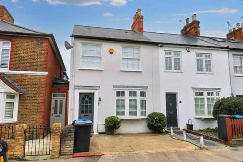 3 bedroom terraced house to rent, Westfield Road, Surbiton KT6