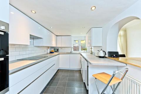 3 bedroom terraced house to rent, Westfield Road, Surbiton KT6