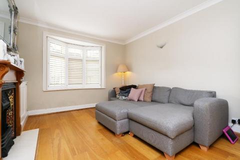 3 bedroom terraced house to rent, Westfield Road, Surbiton KT6