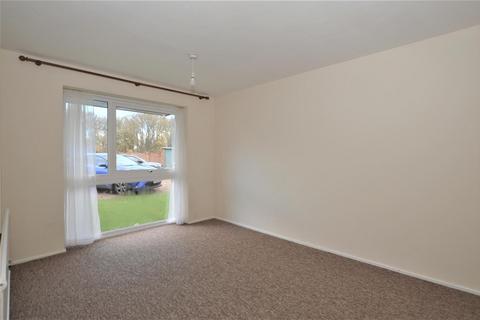 2 bedroom flat to rent, Wyedale, London Colney