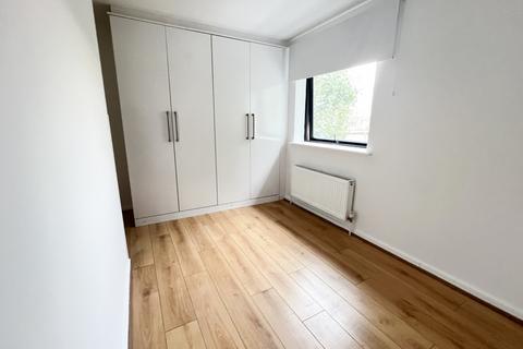 2 bedroom flat to rent, Sherman House 54 Aberfeldy Street, Poplar, London, E14