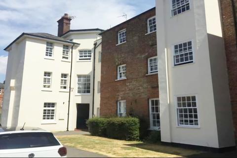 2 bedroom flat to rent, Headley Close, SO24