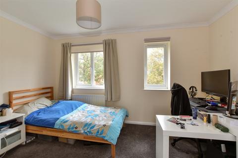 2 bedroom terraced house for sale, Oxford Close, Langdon Hills, Basildon, Essex