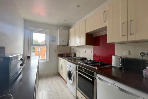 2 bedroom apartment to rent, Queens Road, Newbury RG14