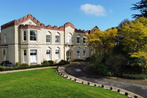 2 bedroom flat for sale, Uplands House, Four Ashes House, Cryers Hill, High Wycombe