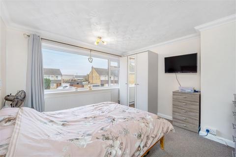 3 bedroom semi-detached house for sale, Woodside, PE21