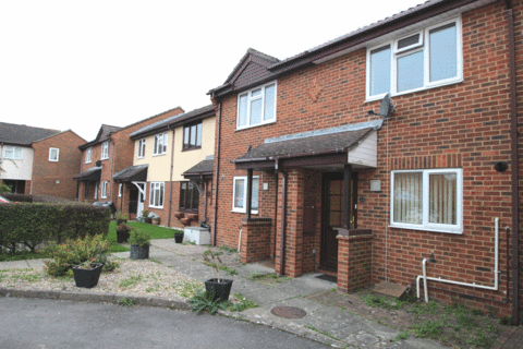 2 bedroom terraced house to rent - Shrubbery Close, Hampshire PO16