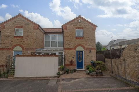 7 Albion Court, Ramsgate, CT11 8HT
