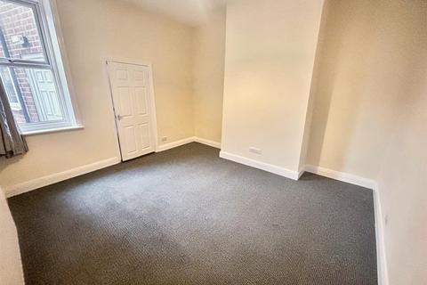 2 bedroom apartment to rent, Laet Street, North Shields