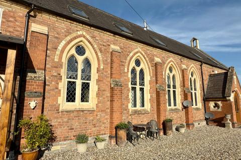 3 bedroom terraced house for sale, Mythe Road, Tewkesbury GL20