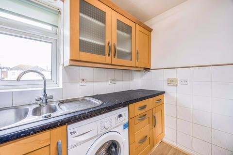 2 bedroom flat for sale, Eastoke, Hayling Island, Hampshire