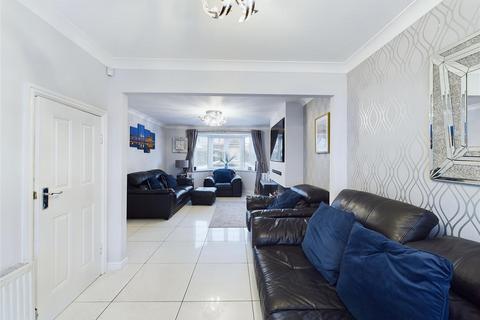 6 bedroom house for sale, Strathmore Gardens, South Shields