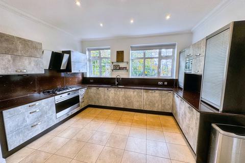 4 bedroom detached house for sale, Sheepfoot Lane, Prestwich, M25