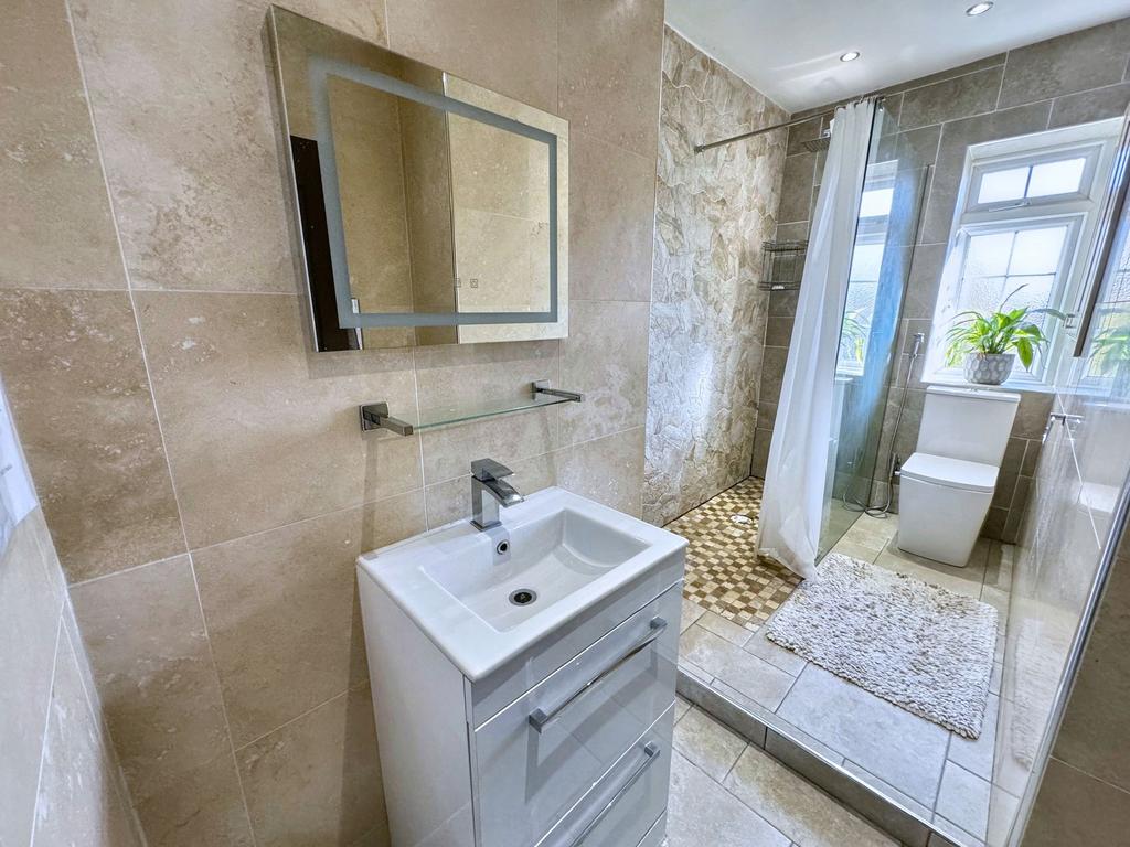 Family Shower Room