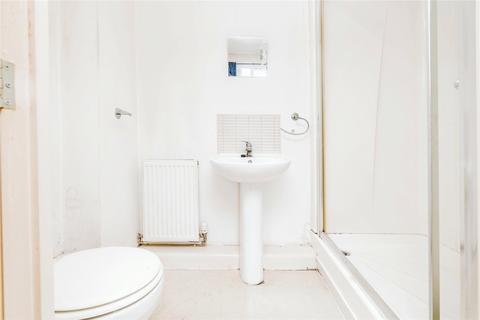 4 Bardolph Drive, Sunderland, SR5 2DE
