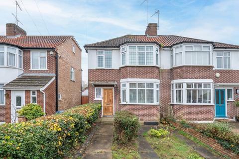 3 bedroom semi-detached house to rent, Oakhampton Road, Mill Hill, London, NW7